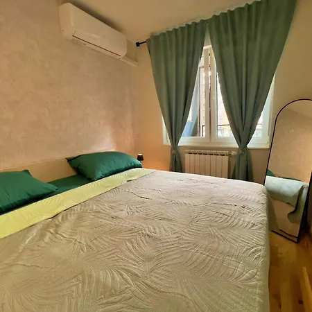 Delux - Tim Apartamento